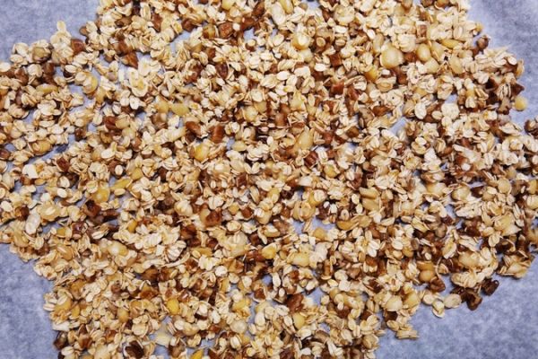 domaci-granola-recept-351A2DF3E-3BA9-1A36-76F8-4AC87637D9C4.jpg